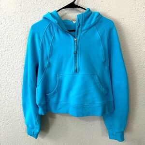 Lululemon Scuba OS Cropped 1/2 Zip size M/L Electric Turquoise